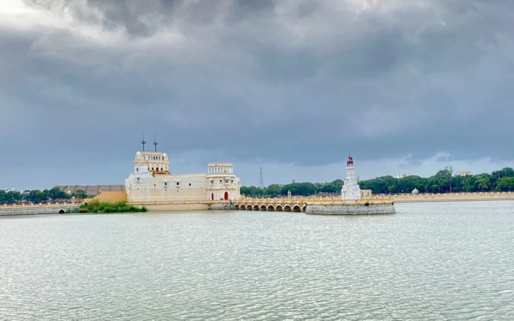 Asiatic Lions & Coastal Heritage