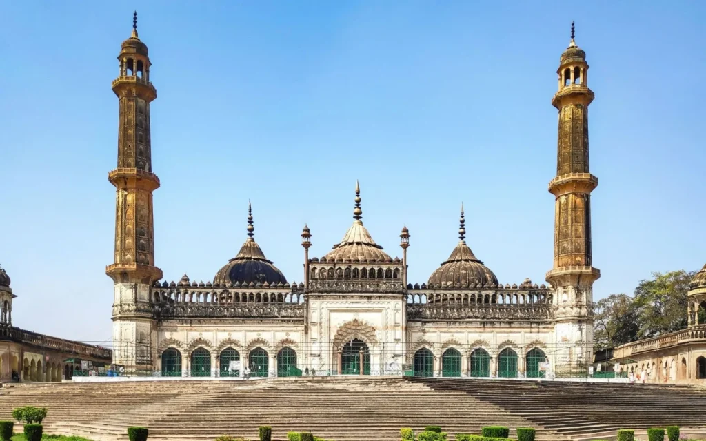 Scenic travel view of Lucknow, Uttar Pradesh, India