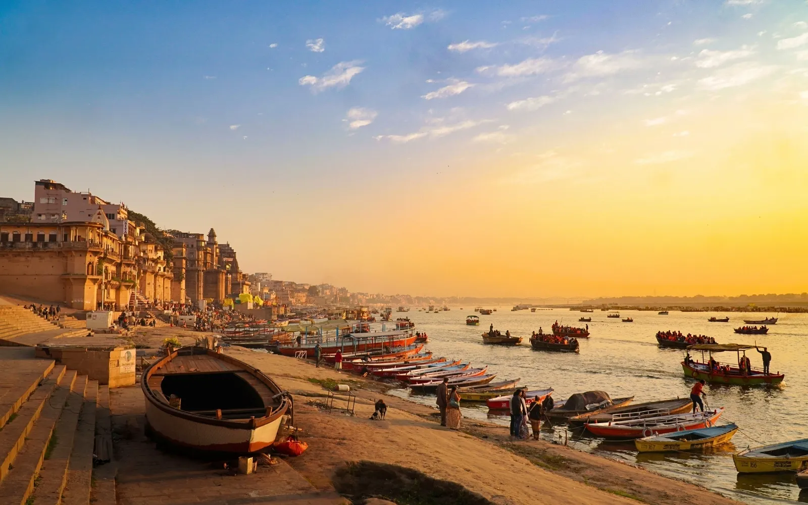 Scenic travel view of Varanasi, Uttar Pradesh, India